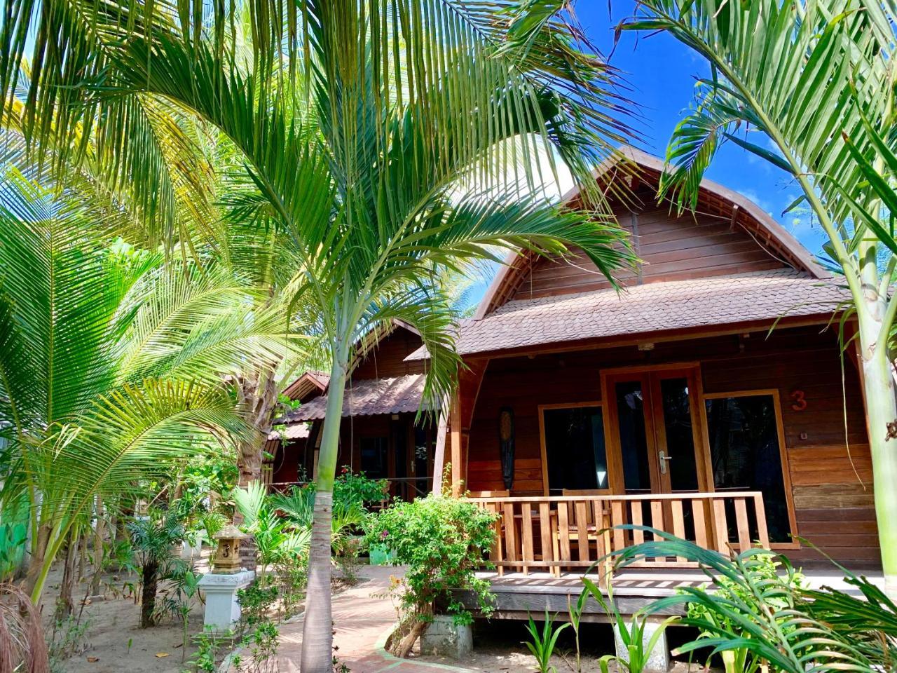 Damai Village Gili Trawangan Exterior photo